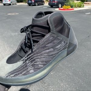 COPY - Yeezy QNTM onyx size 14 shoes!